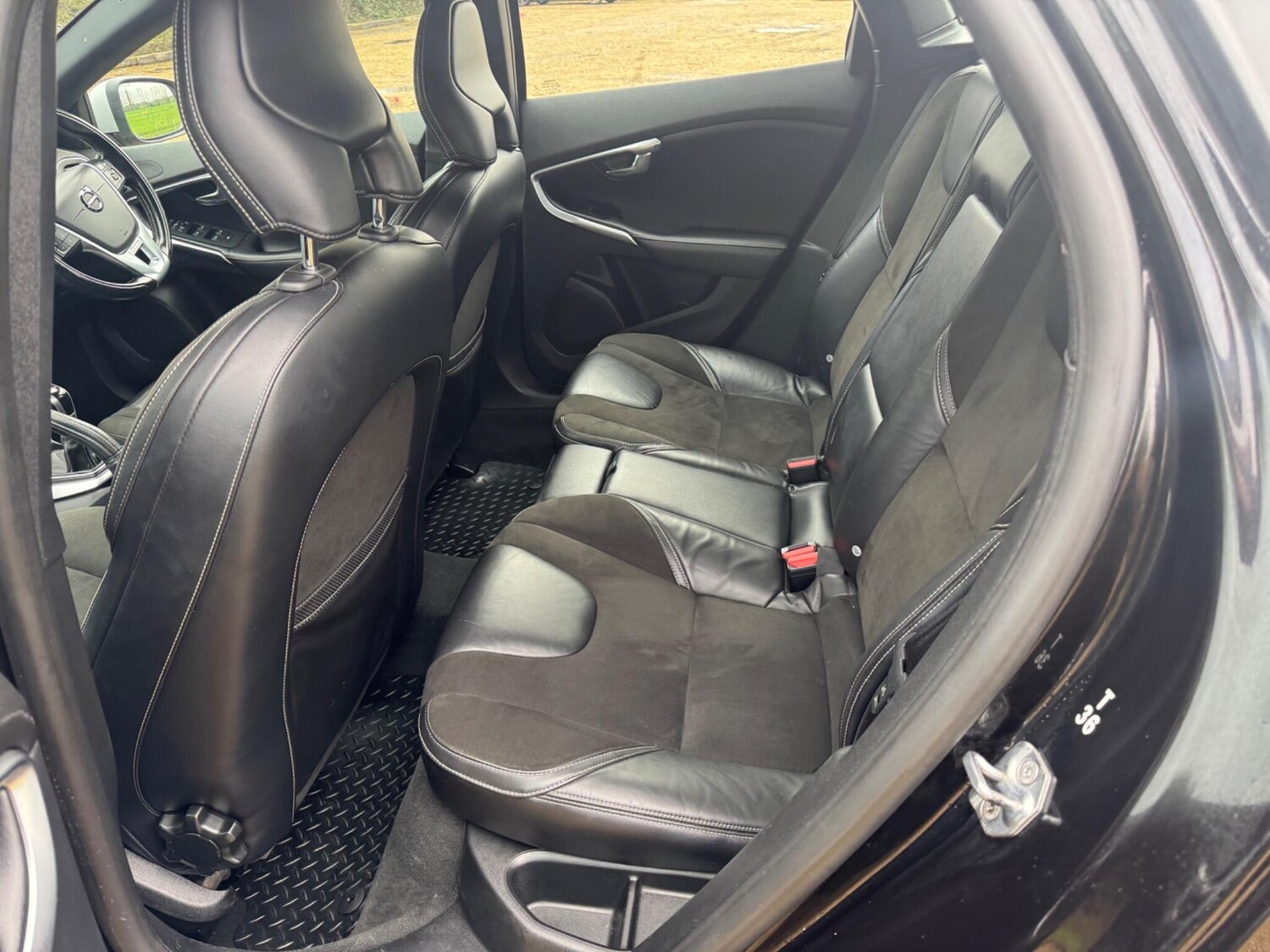 Used Volvo V40 for sale - 77738076: Photo 22