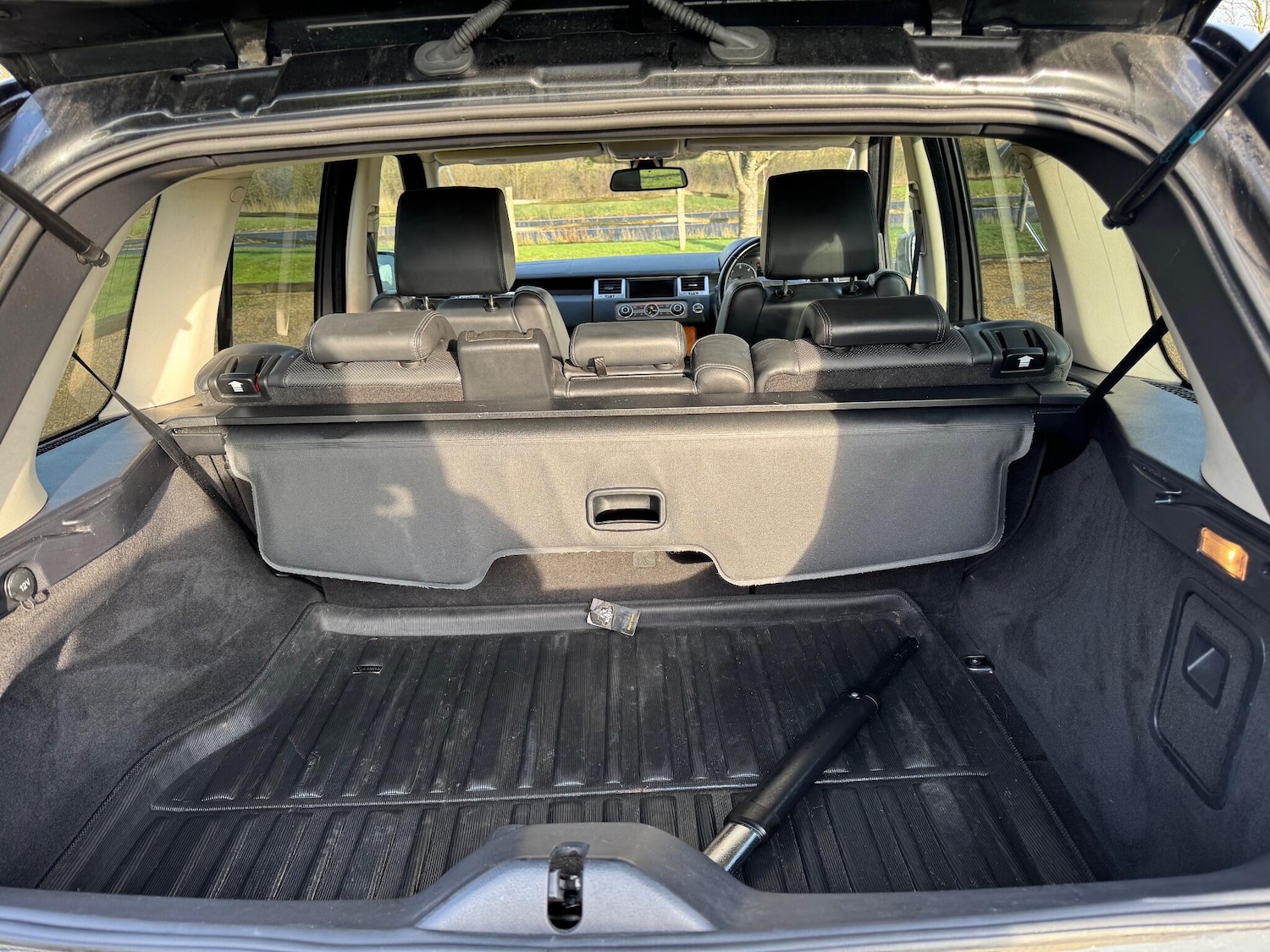 Used Land Rover Range Rover Sport 2010 for sale - 77029179: Photo 15