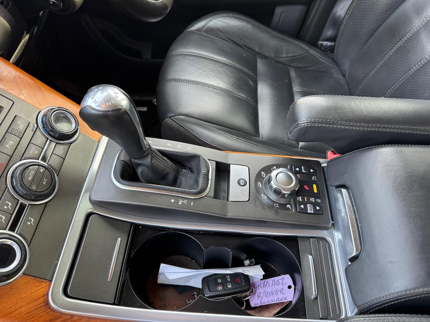 Used Land Rover Range Rover Sport 2010 for sale - 77029179: Photo 32