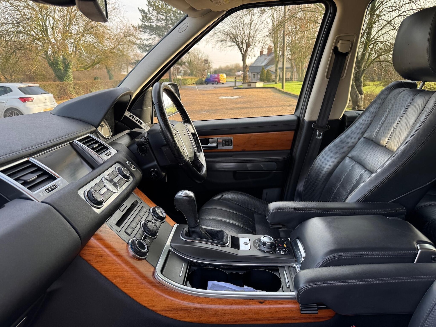 Used Land Rover Range Rover Sport 2010 for sale - 77029179: Photo 5