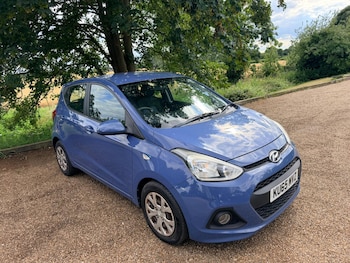 Used Hyundai i10 2015 for sale - 79074931: Photo