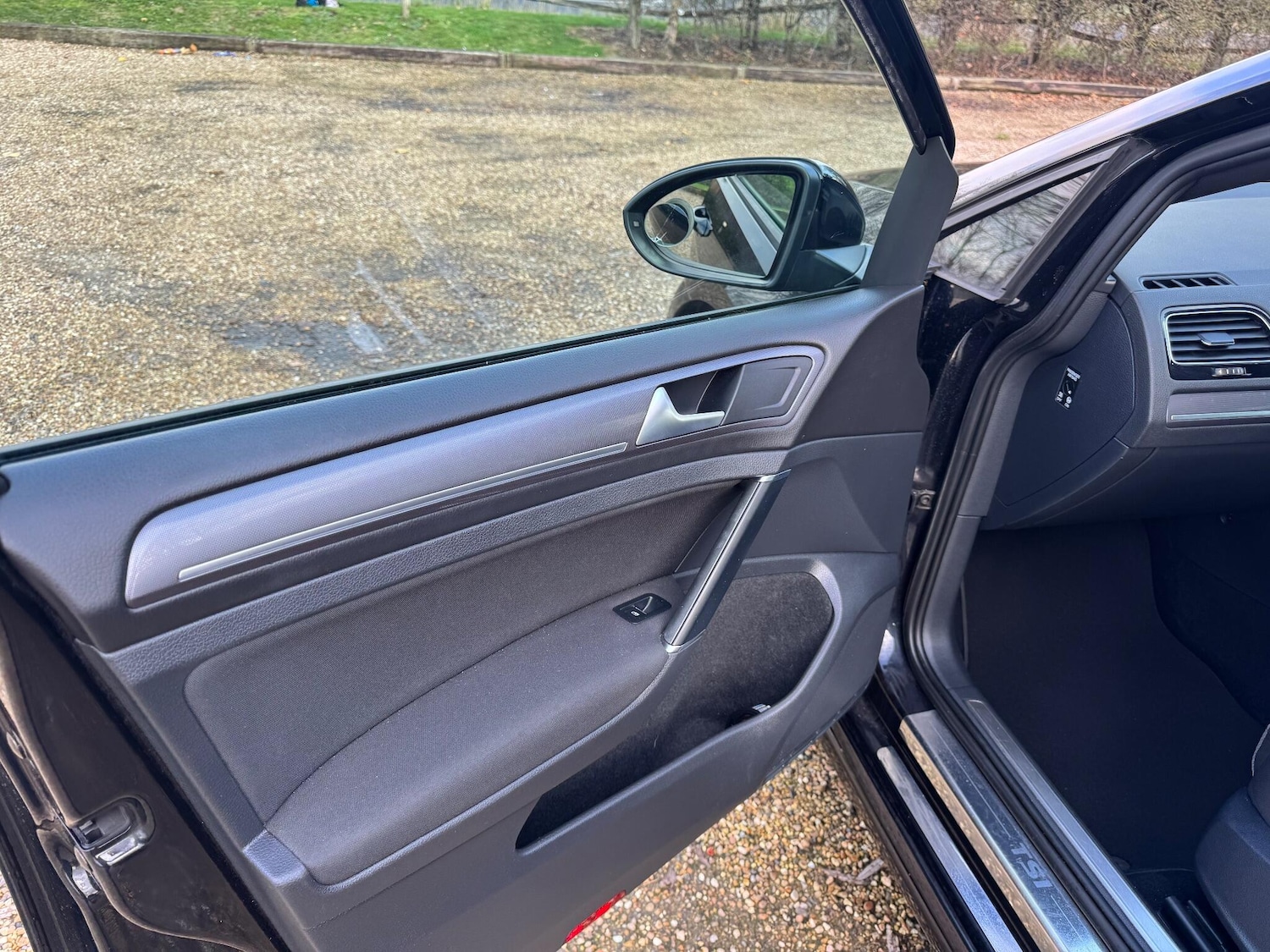 Used Volkswagen Golf 2016 for sale - 76927044: Photo 24