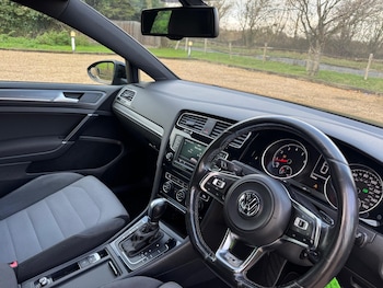 Used Volkswagen Golf 2016 for sale - 76927044: Photo