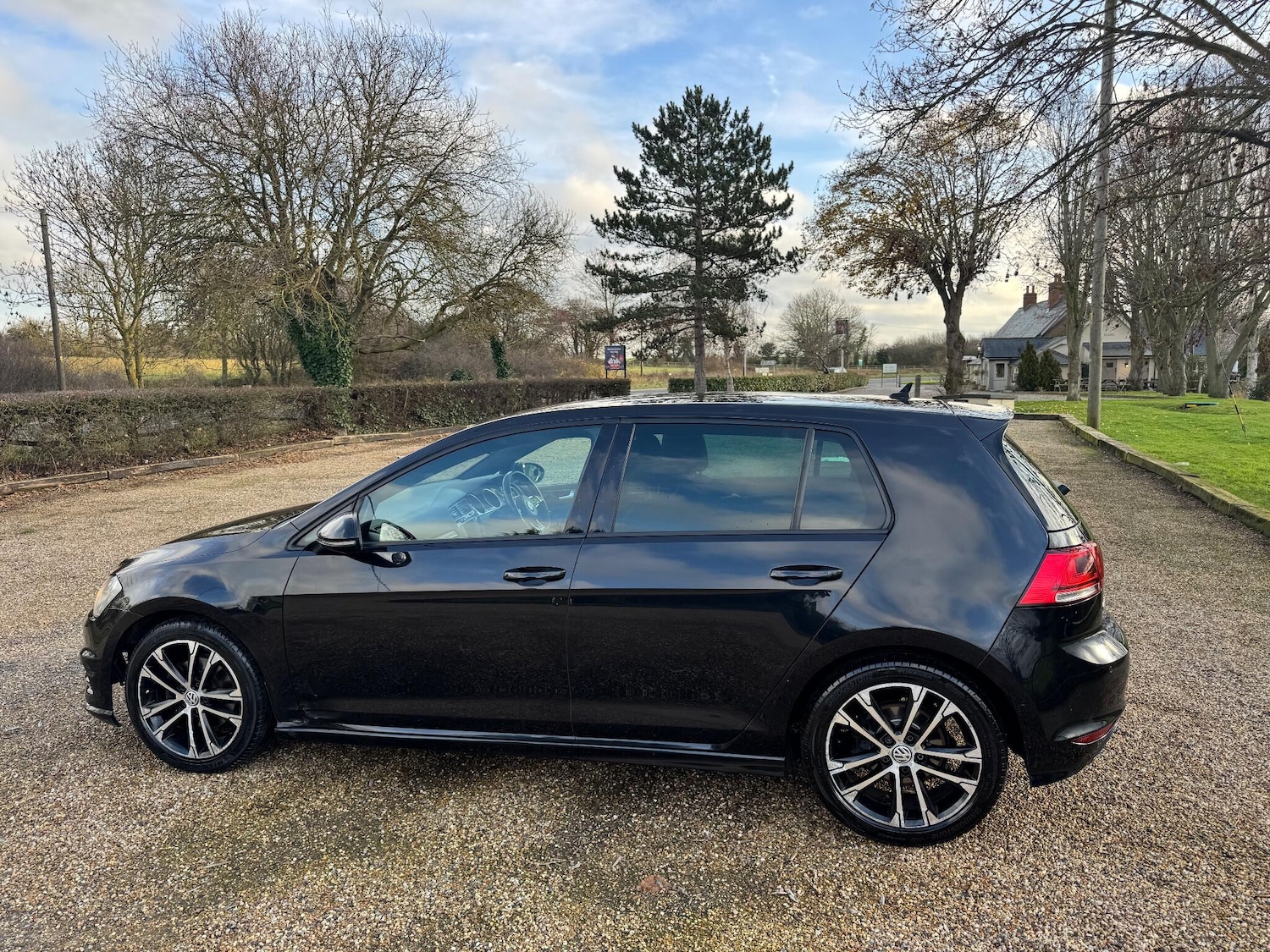 Used Volkswagen Golf 2016 for sale - 76927044: Photo 8