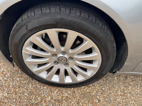 Used Vauxhall Insignia 2011 for sale - 75646850: Photo 14