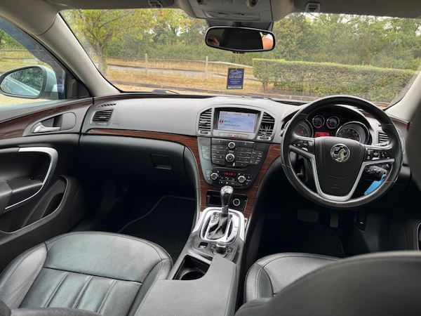 Used Vauxhall Insignia 2011 for sale - 75646850: Photo 24