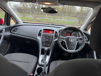 Used Vauxhall Astra 2015 for sale - 76499778: Photo