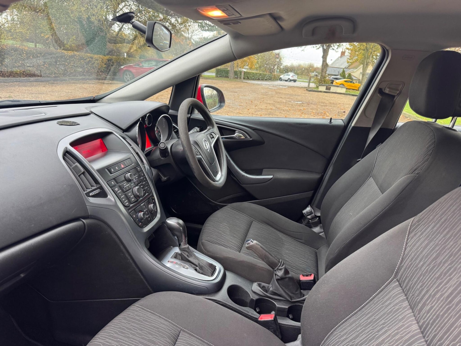 Used Vauxhall Astra 2015 for sale - 76499778: Photo 5