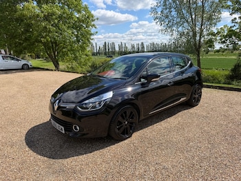 Used Renault Clio 2015 for sale - 78561774: Photo