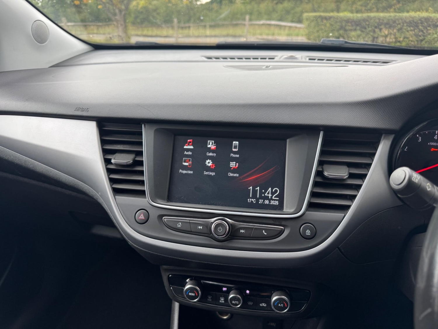 Used Vauxhall Crossland X 2018 for sale - 76094692: Photo 5