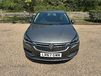 Used Vauxhall Astra 2017 for sale - 75520659: Photo