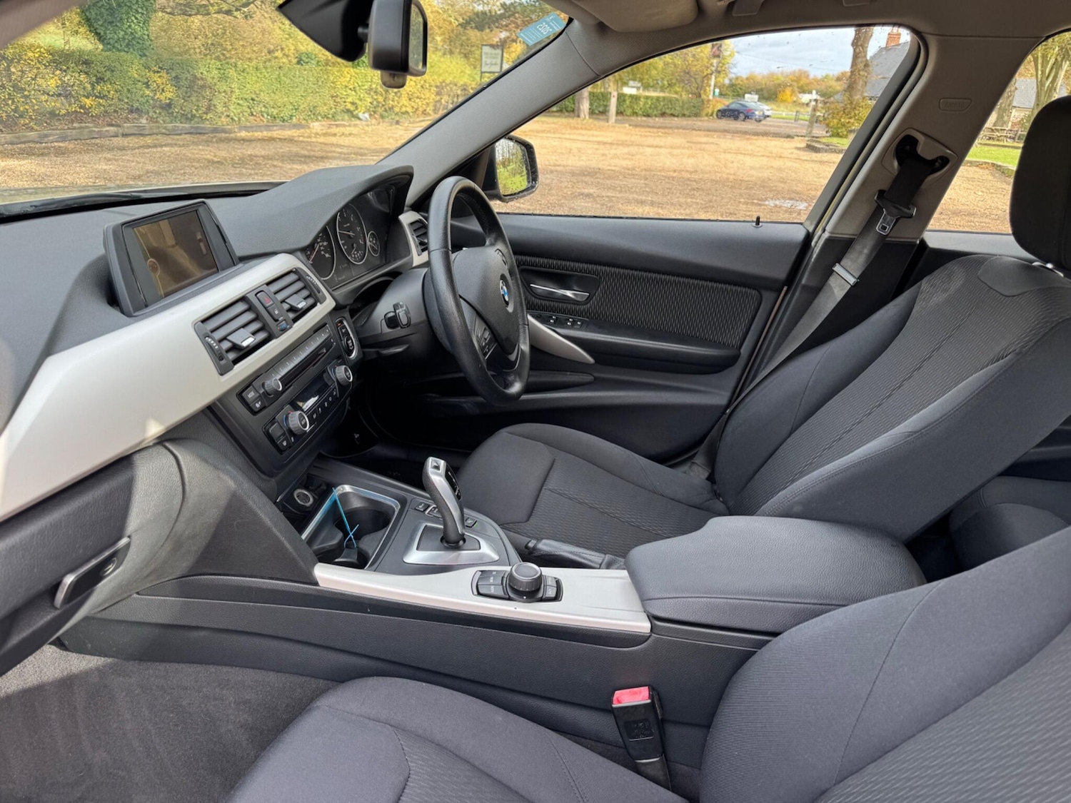 Used BMW 3 Series 2014 for sale - 76227696: Photo 2