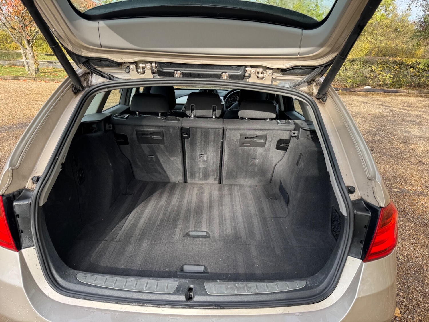 Used BMW 3 Series 2014 for sale - 76227696: Photo 3