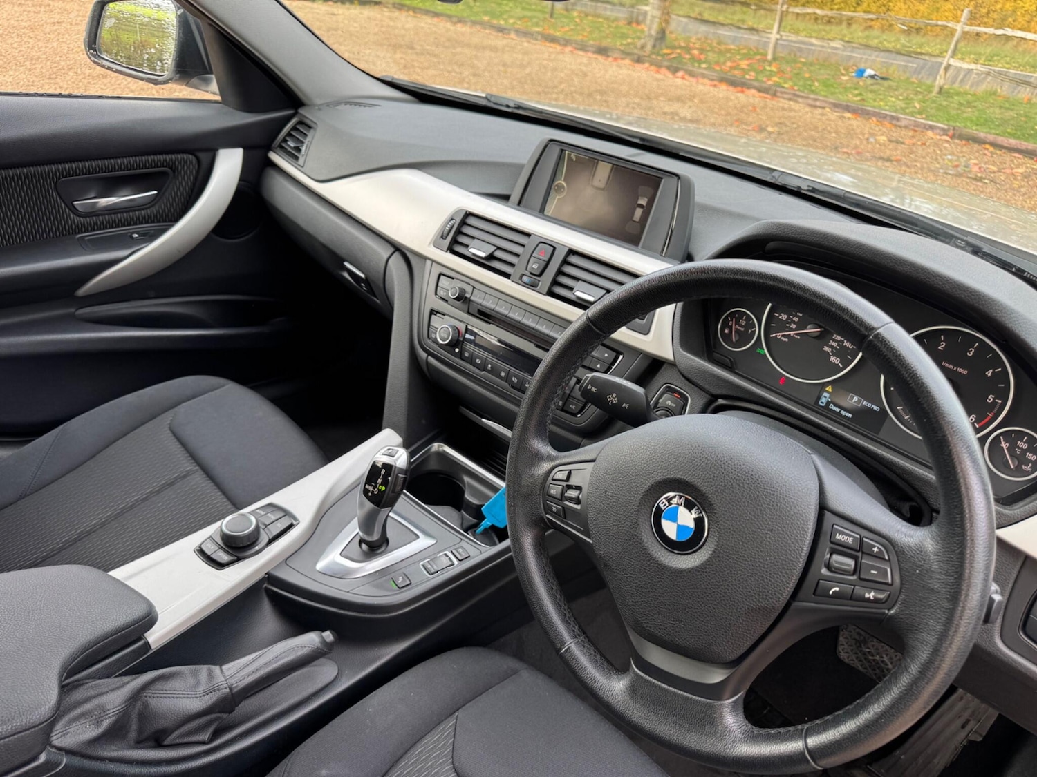 Used BMW 3 Series 2014 for sale - 76227696: Photo 31