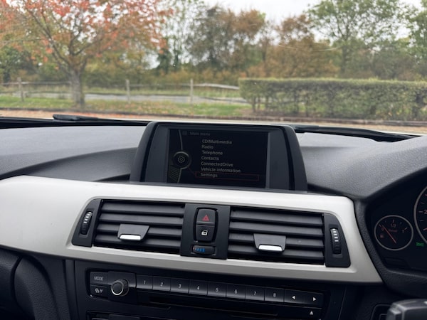 Used BMW 3 Series 2014 for sale - 76227696: Photo 31