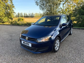 Used Volkswagen Polo 2010 for sale - 79756098: Photo
