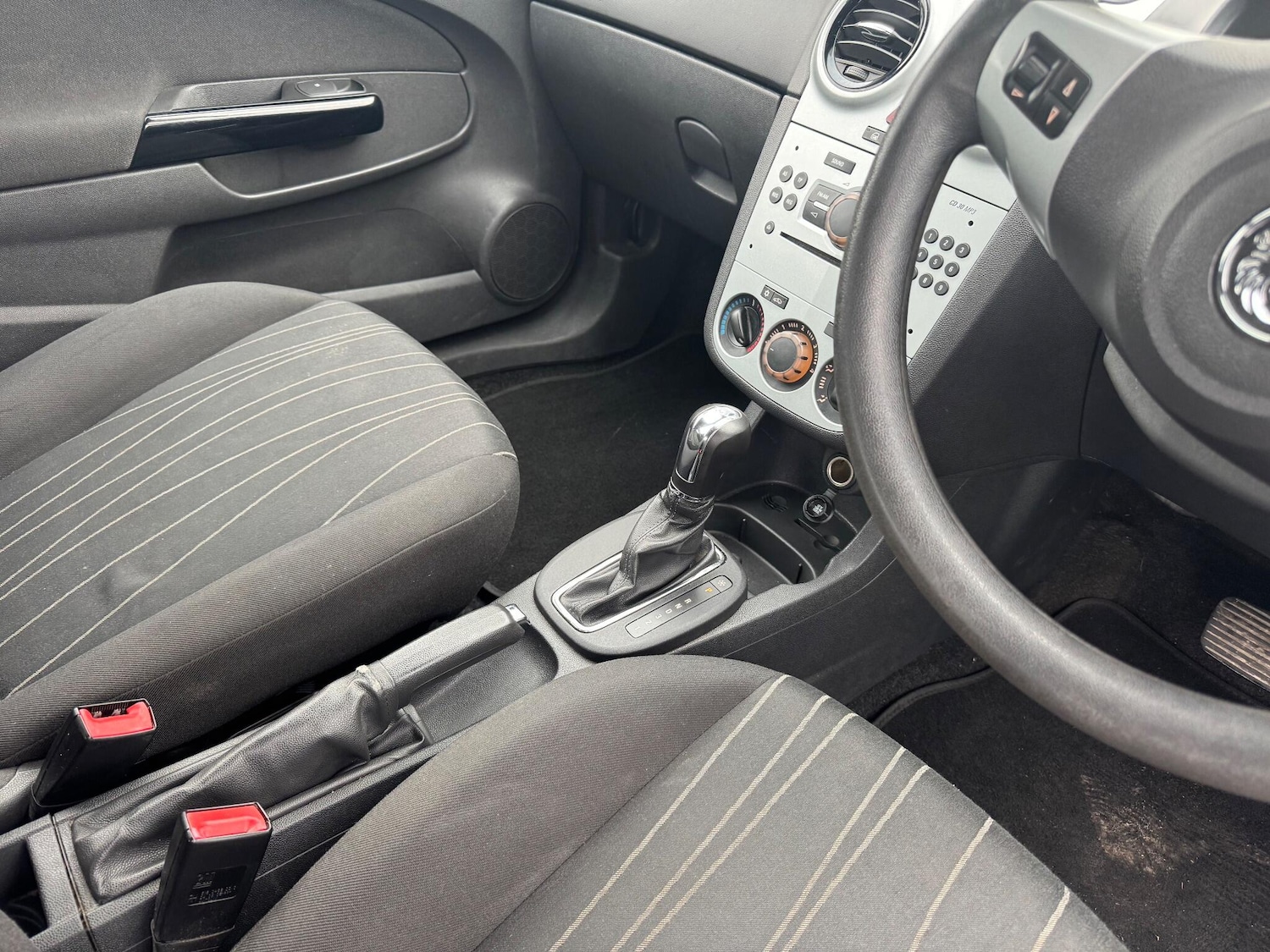 Used Vauxhall Corsa 2008 for sale - 77190943: Photo 20