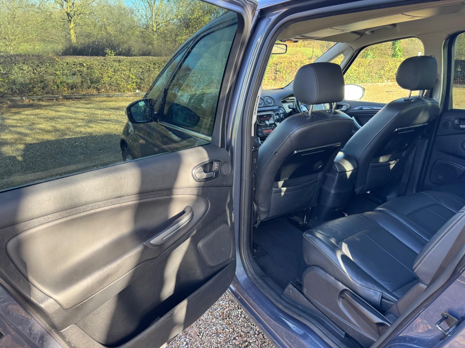 Used Ford Galaxy 2011 for sale - 76608181: Photo 28