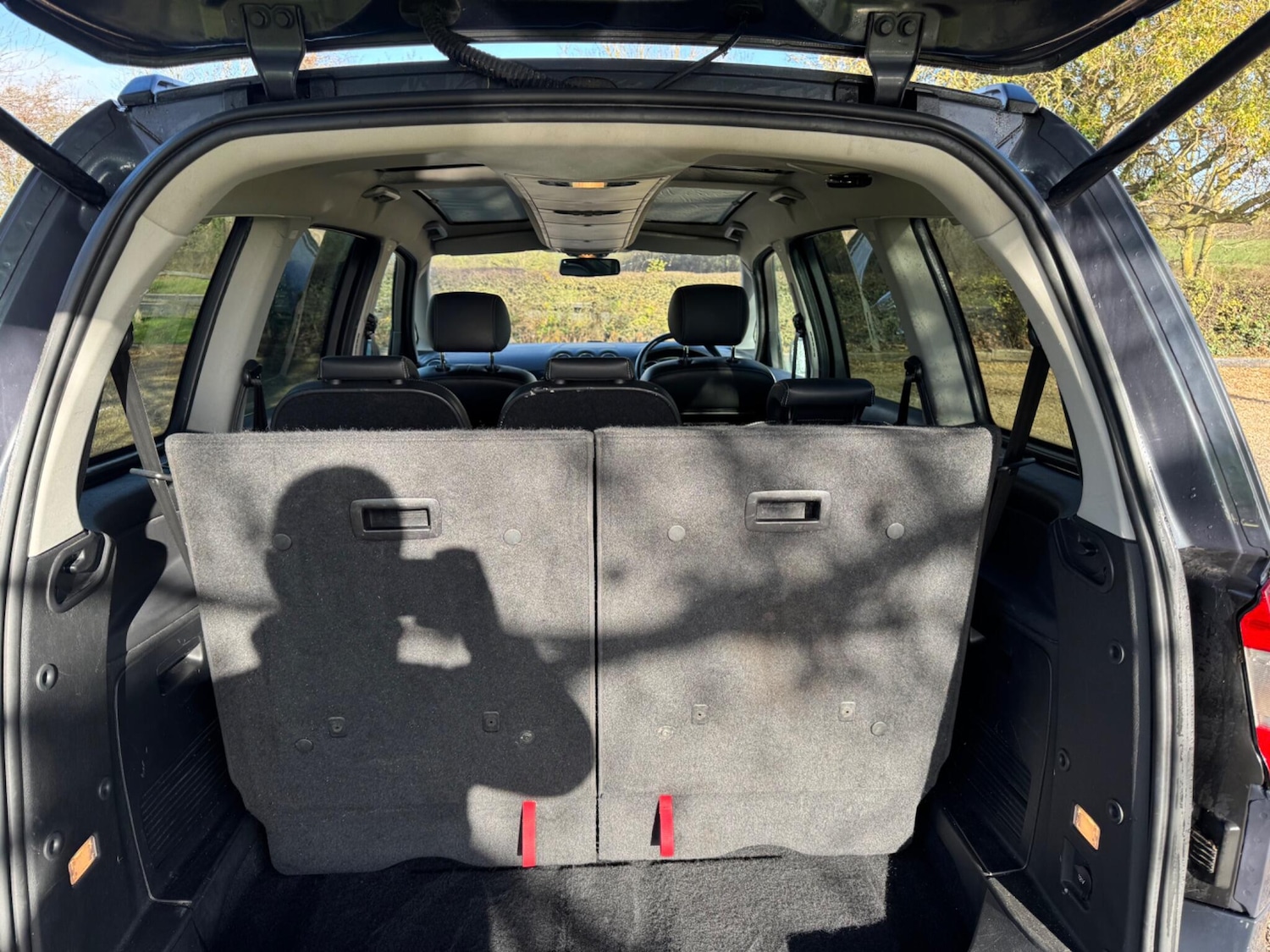 Used Ford Galaxy 2011 for sale - 76608181: Photo 30