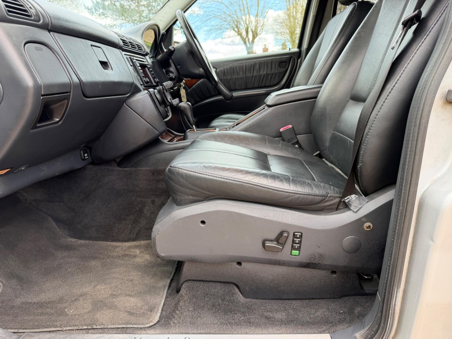 Used Mercedes-Benz M Class 2005 for sale - 78141409: Photo 32