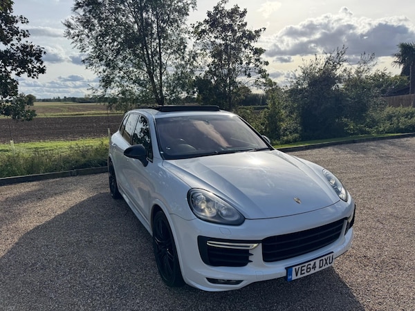 Used Porsche Cayenne 2015 for sale - 75977891: Photo 13