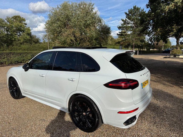 Used Porsche Cayenne 2015 for sale - 75977891: Photo 19