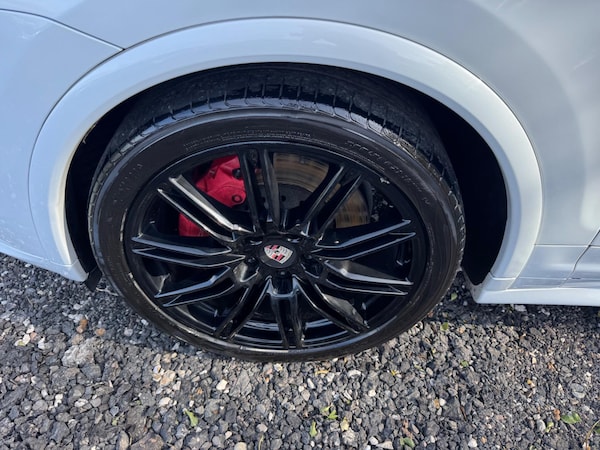 Used Porsche Cayenne 2015 for sale - 75977891: Photo 25