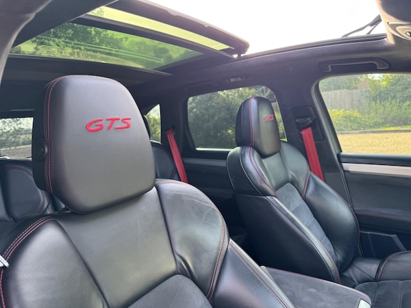 Used Porsche Cayenne 2015 for sale - 75977891: Photo 5