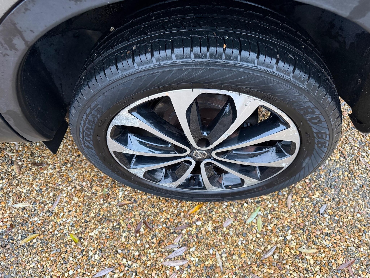 Used Nissan Qashqai 2013 for sale - 76592588: Photo 32