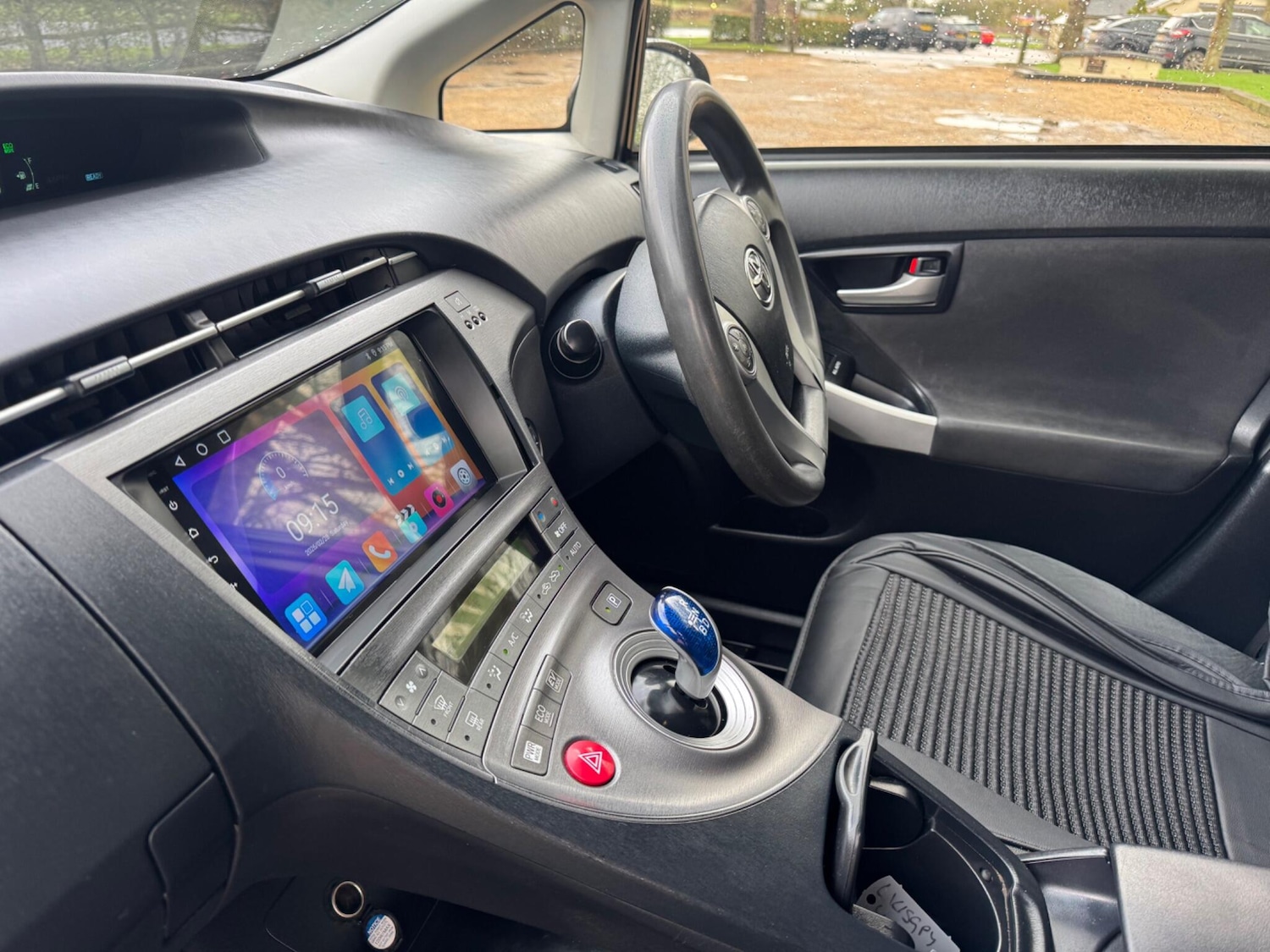 Used Toyota Prius 2019 for sale - 77705102: Photo 2