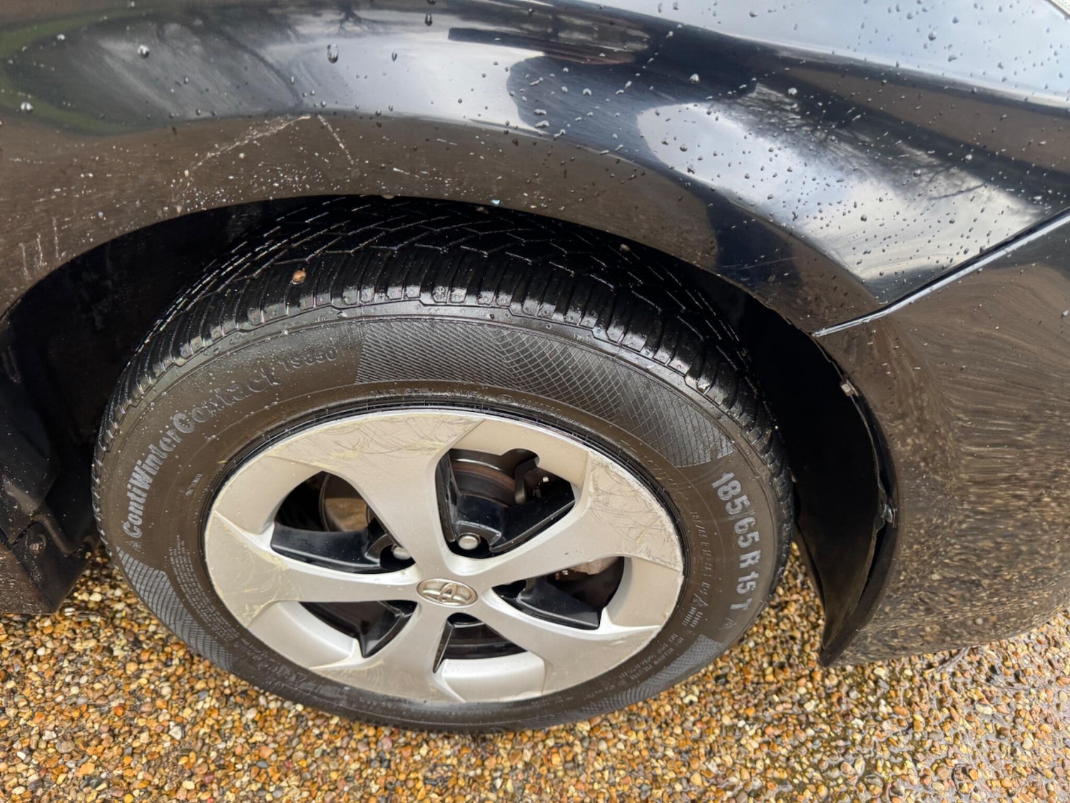 Used Toyota Prius 2019 for sale - 77705102: Photo 23