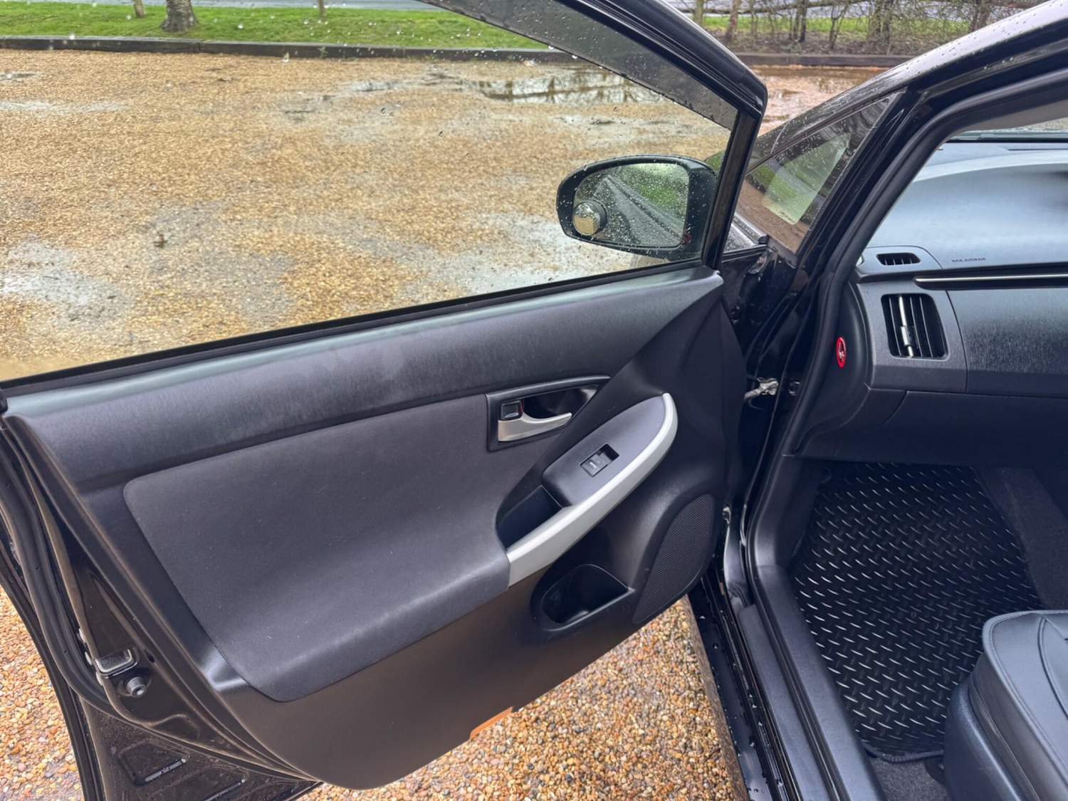 Used Toyota Prius 2019 for sale - 77705102: Photo 25