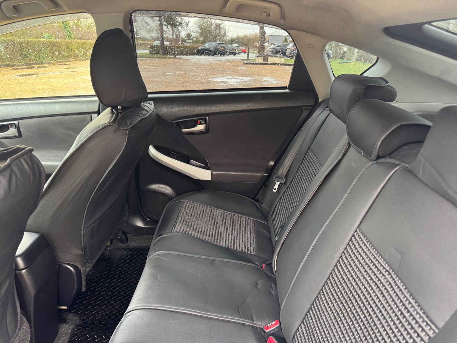 Used Toyota Prius 2019 for sale - 77705102: Photo 27