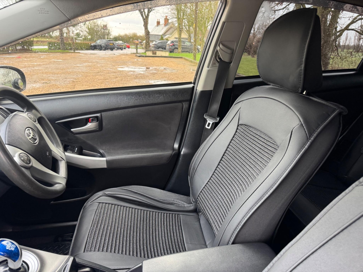 Used Toyota Prius 2019 for sale - 77705102: Photo 4