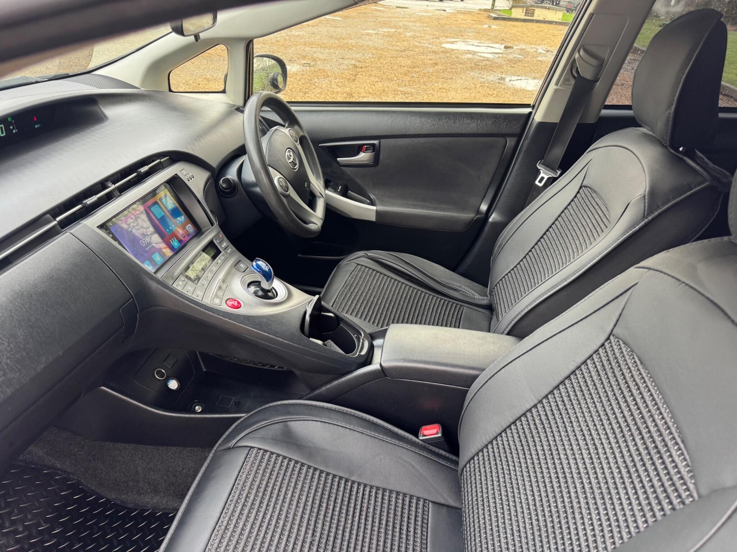 Used Toyota Prius 2019 for sale - 77705102: Photo 5