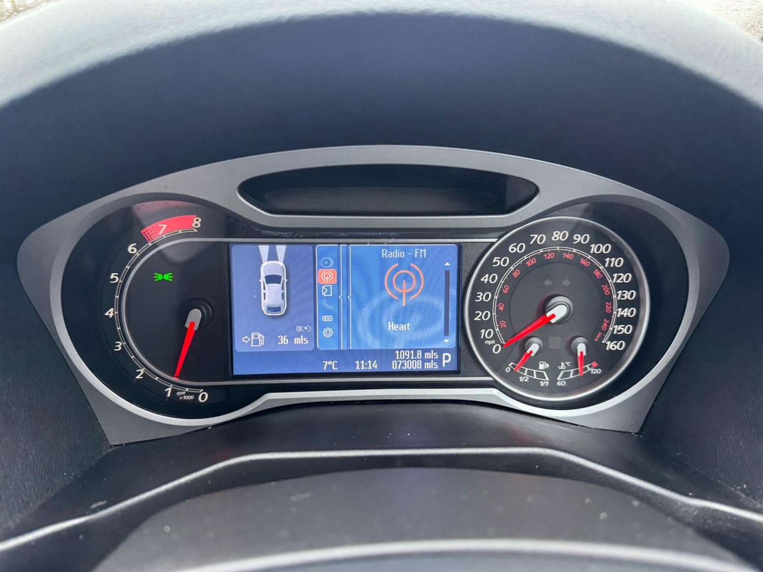 Used Ford Mondeo 2010 for sale - 77306133: Photo 32