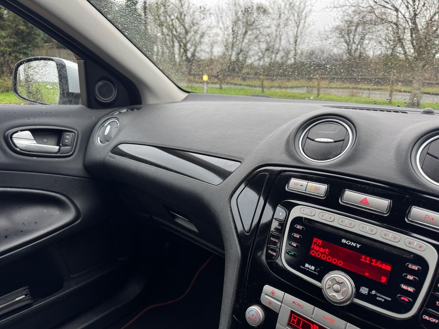 Used Ford Mondeo 2010 for sale - 77306133: Photo 35