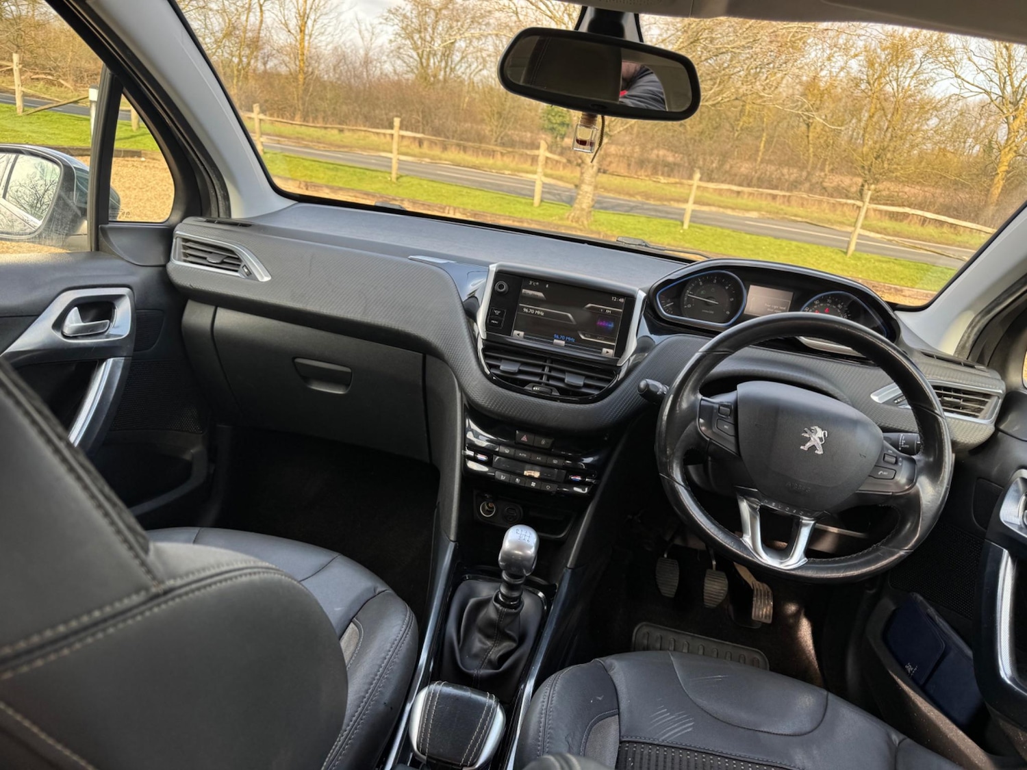 Used Peugeot 2008 2014 for sale - 76989458: Photo 23