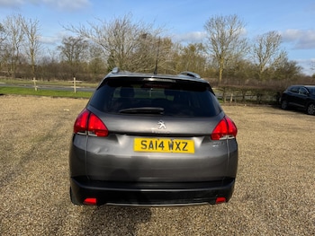 Used Peugeot 2008 2014 for sale - 76989458: Photo