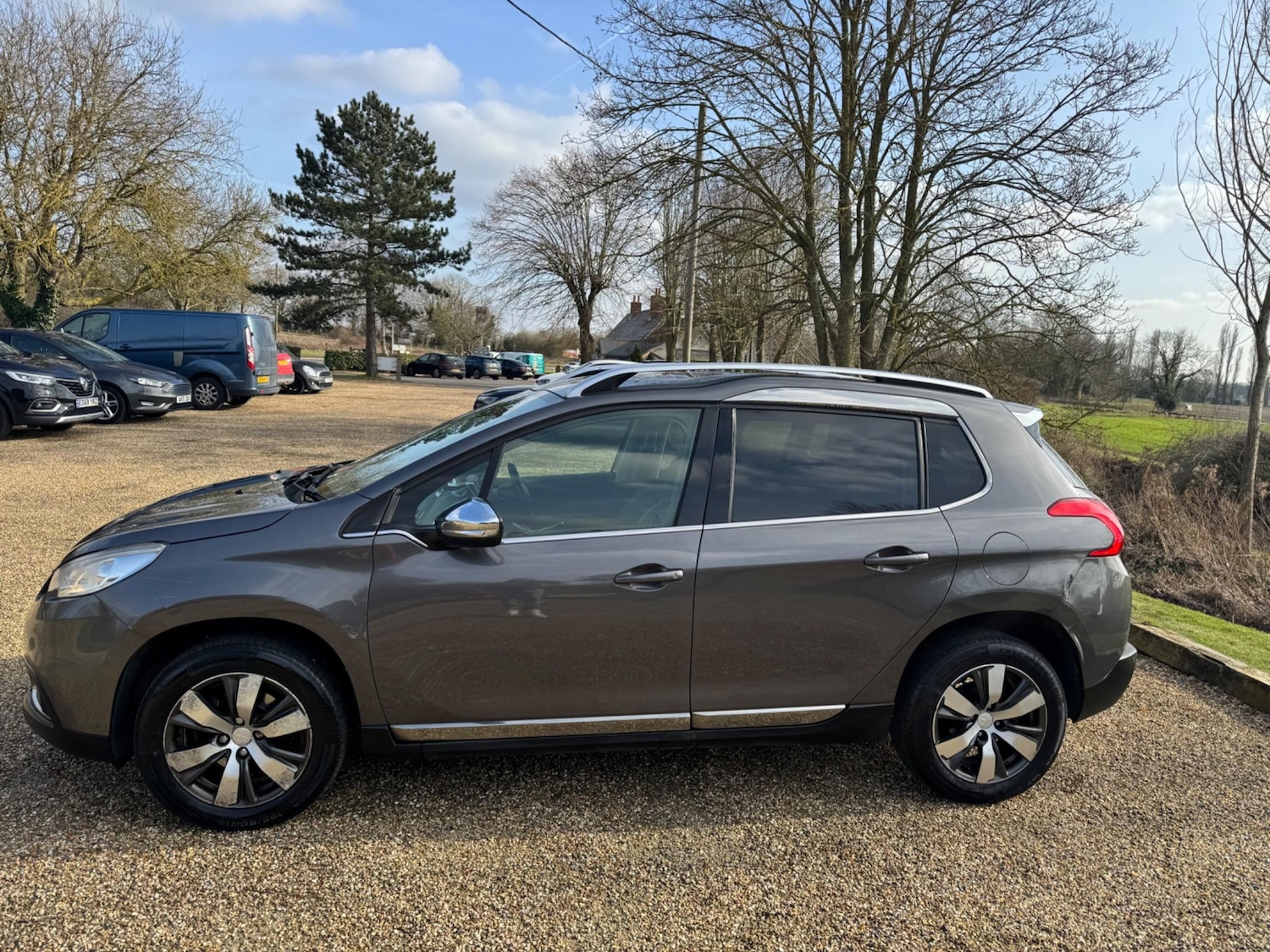 Used Peugeot 2008 2014 for sale - 76989458: Photo 6