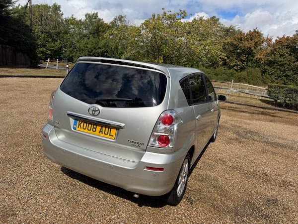 Used Toyota Corolla Verso 2008 for sale - 76024461: Photo 4