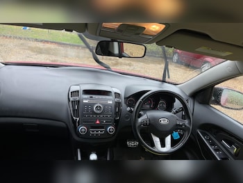 Used Kia Ceed 2011 for sale - 76425556: Photo