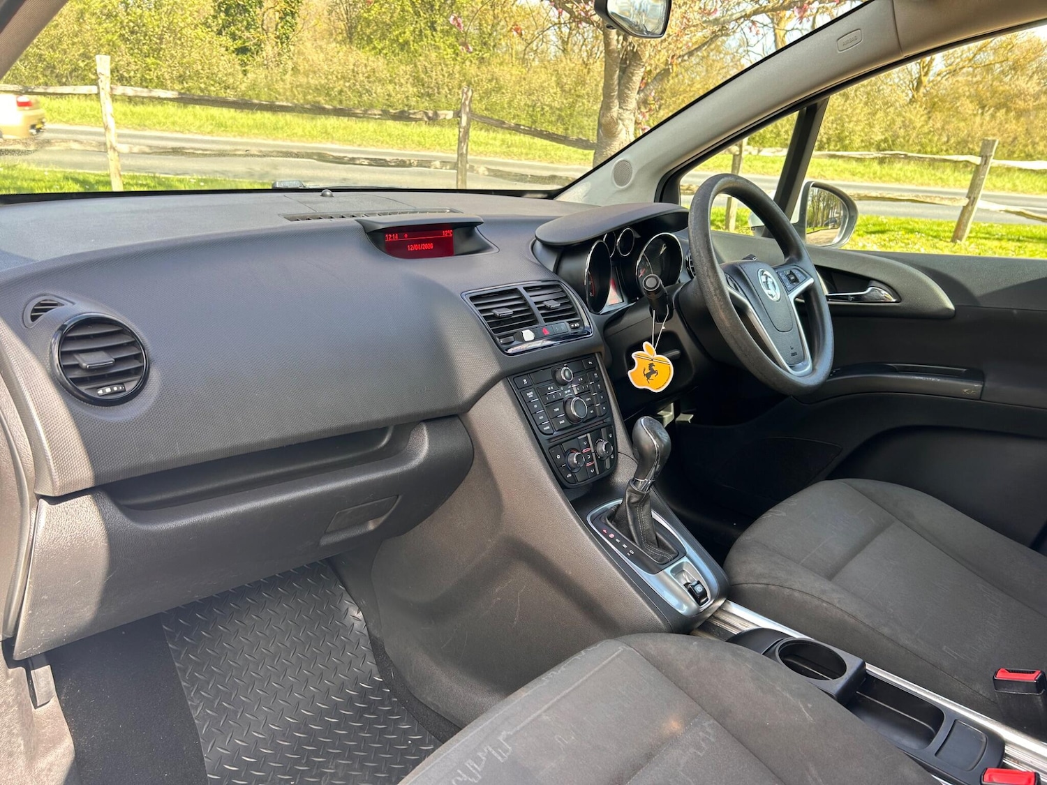 Used Vauxhall Meriva 2014 for sale - 78220312: Photo 10