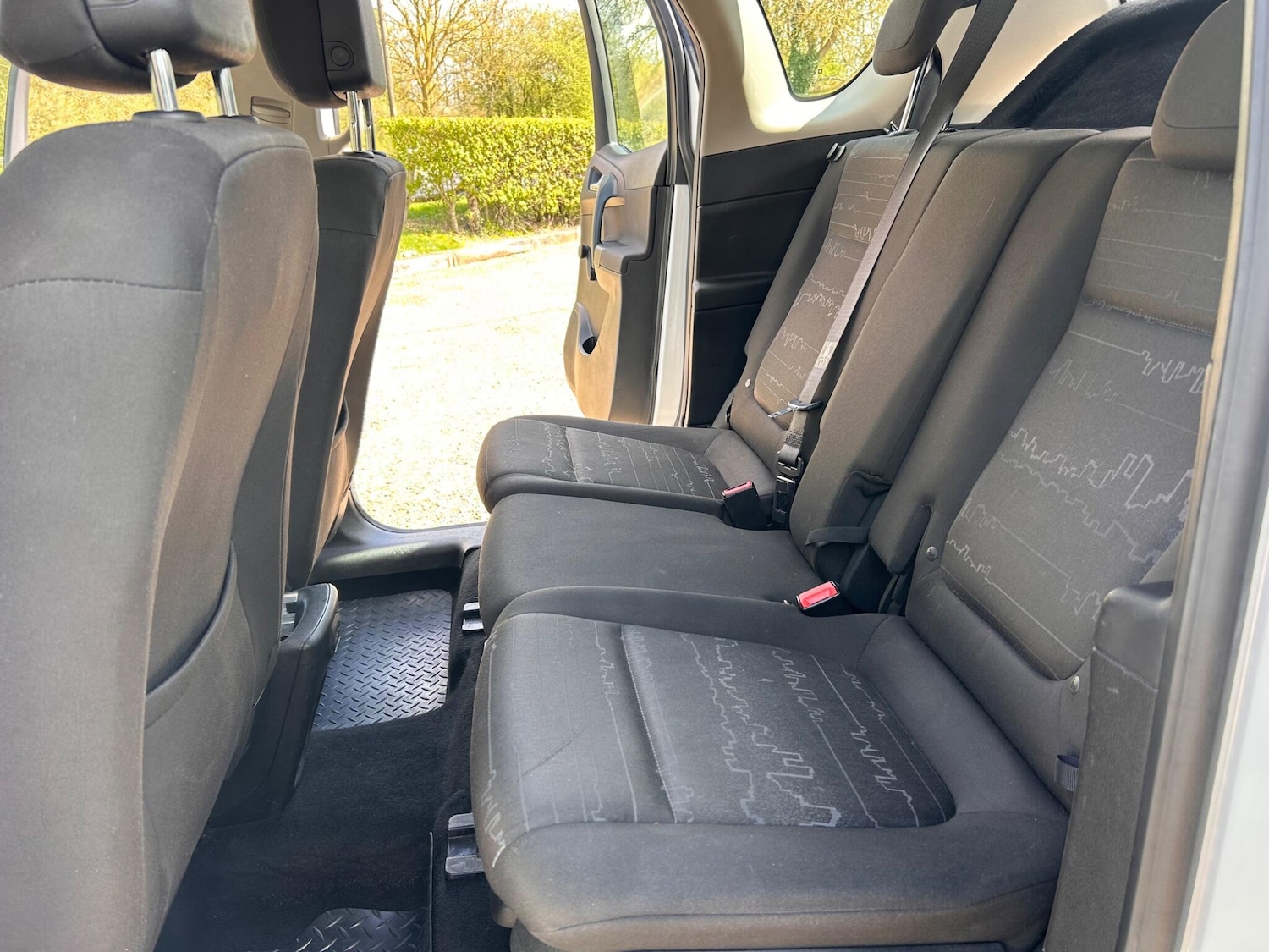 Used Vauxhall Meriva 2014 for sale - 78220312: Photo 31