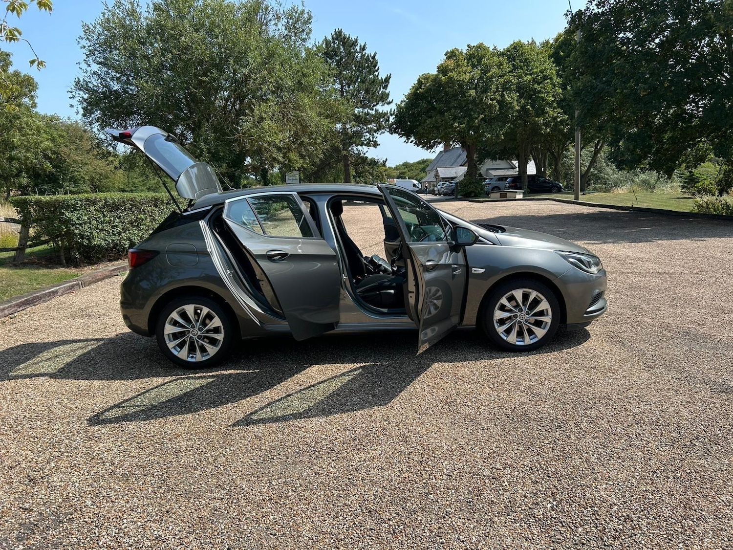 Used Vauxhall Astra 2017 for sale - 76839537: Photo 28