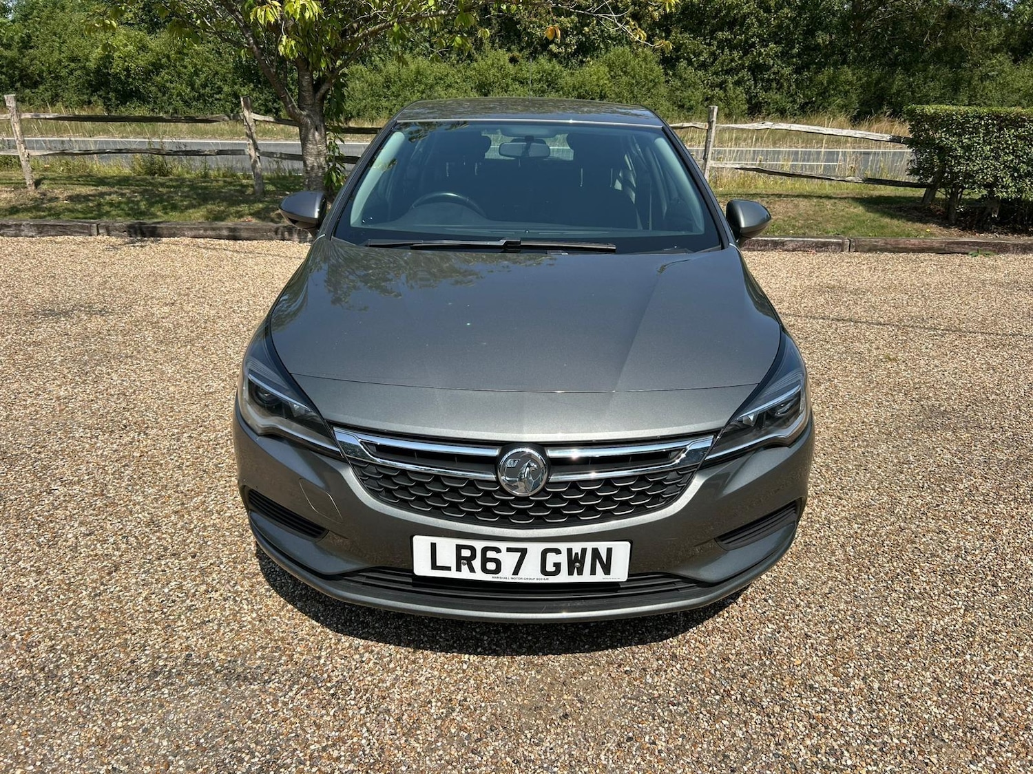 Used Vauxhall Astra 2017 for sale - 76839537: Photo 3