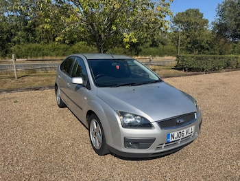 2006 (06) - 1.6 Zetec Climate 5dr