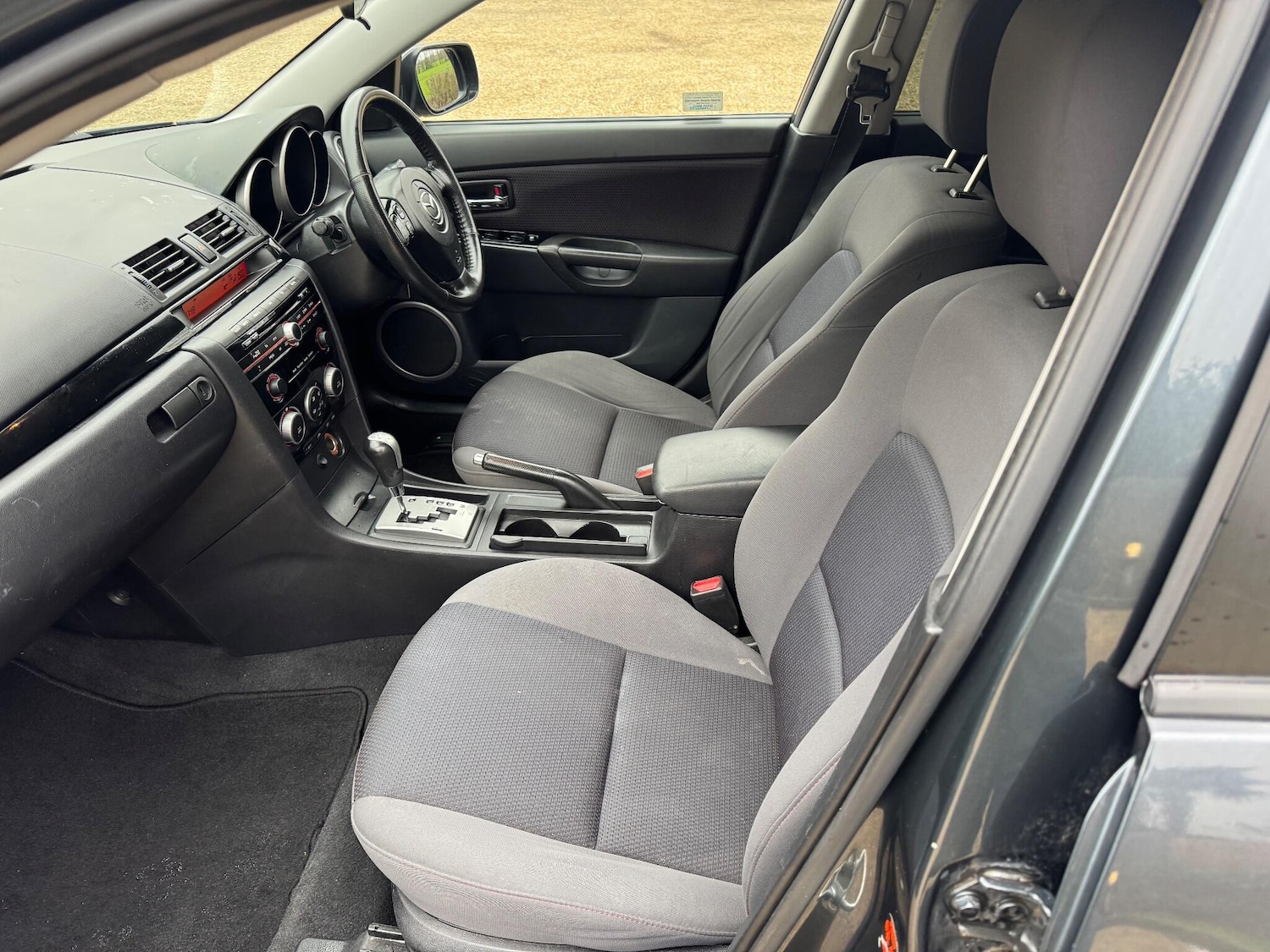 Used Mazda Mazda3 2008 for sale - 77066959: Photo 2