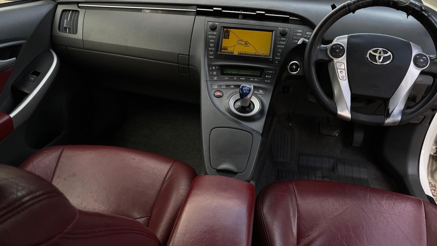 Used Toyota Prius 2010 for sale - 76440936: Photo 4