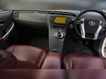 Used Toyota Prius 2010 for sale - 76440936: Photo